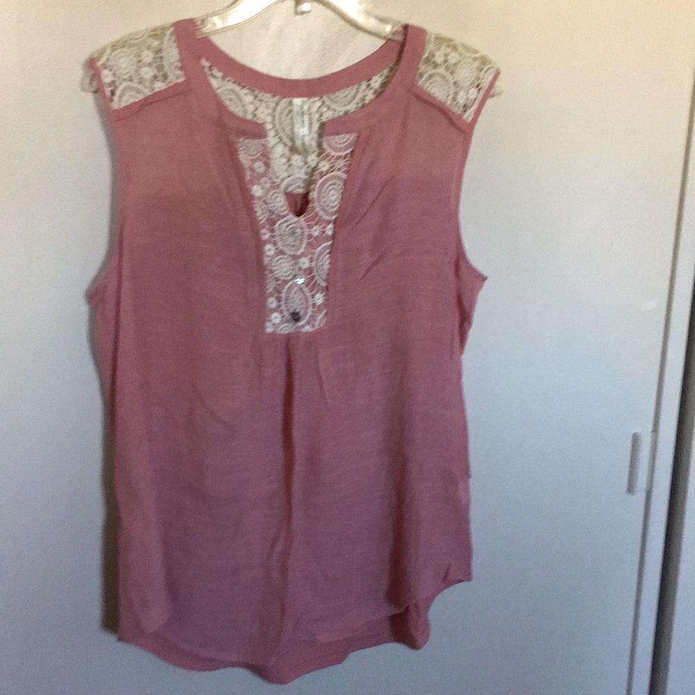 Feminine tank with lace - XL